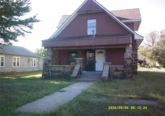 Photo 1 of Sale Pending at 421 W Birch St, Barnsdall, OK 74002 | MLS# 2636048 | Listing updated on 2026-10-06