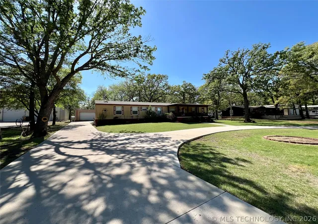 Photo 3 of Manufactured home for sale at 4369 Lookout Dr, Kingston, OK 73439 | MLS# 2636055 | Listing updated on 2026-10-02