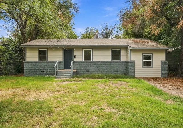 Photo 1 of Sale Pending at 270 E 51st Place N, Tulsa, OK 74126 | MLS# 2636099 | Listing updated on 2026-10-08