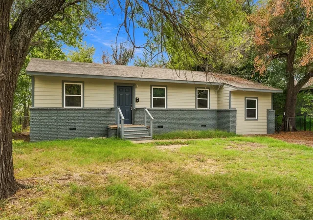 Photo 2 of Sale Pending at 270 E 51st Place N, Tulsa, OK 74126 | MLS# 2636099 | Listing updated on 2026-10-08