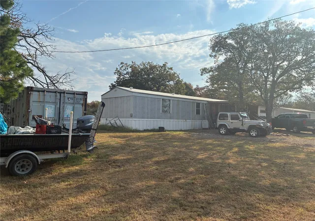 Photo 2 of Manufactured home for sale at 239 Berry Ln, Eufaula, OK 74432 | MLS# 2636163 | Listing updated on 2026-10-02