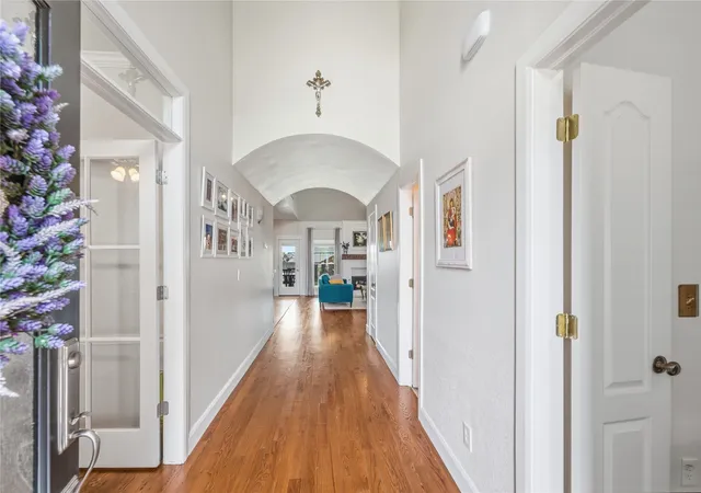 Photo 3 of Single family home for sale at 4108 S Redwood Ave, Broken Arrow, OK 74011 | MLS# 2636137 | Listing updated on 2026-10-03