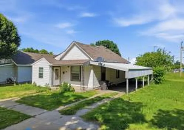 Photo 2 of Sale Pending at 110 Nw Cheyenne Ave, Bartlesville, OK 74003 | MLS# 2636255 | Listing updated on 2026-10-05