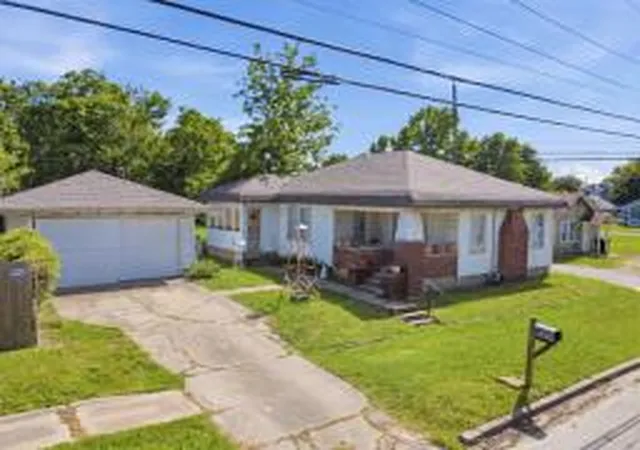 Photo 1 of Single family home for sale at 1115 E 4th Street, Bartlesville, OK 74003 | MLS# 2636270 | Listing updated on 2026-10-03
