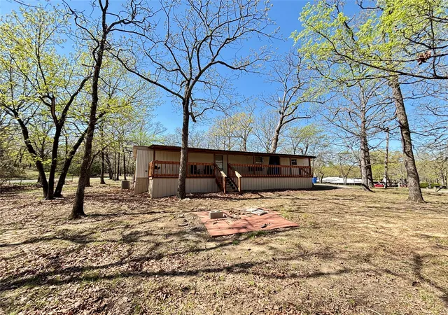 Photo 2 of Manufactured home for sale at 330 Council Tree Dr, Canadian, OK 74425 | MLS# 2636208 | Listing updated on 2026-10-03