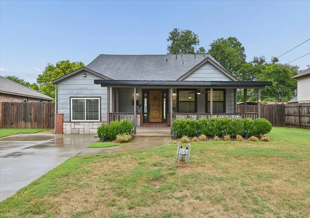 Photo 1 of Single family home for sale at 13 W 4th Street, Bixby, OK 74008 | MLS# 2636089 | Listing updated on 2026-10-05