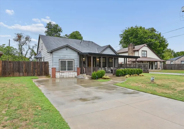 Photo 2 of Single family home for sale at 13 W 4th Street, Bixby, OK 74008 | MLS# 2636089 | Listing updated on 2026-10-05