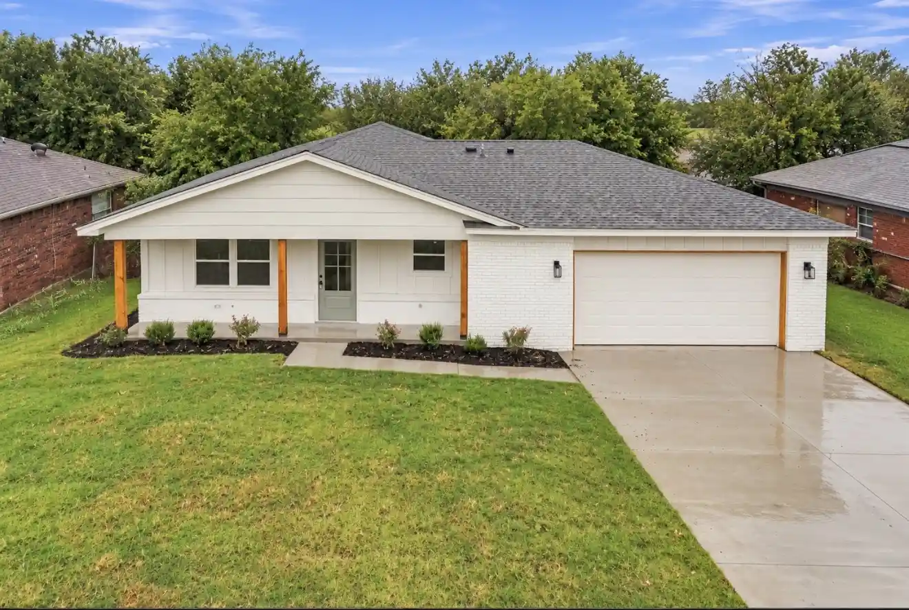 Single family home for sale at 9019 49th Street, Tulsa, OK 74145 | MLS# 2636253