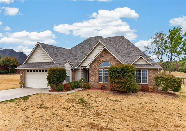 Photo 1 of Single family home for sale at 23570 Wolf Valley Rd, Wister, OK 74966 | MLS# 2636343 | Listing updated on 2026-10-09