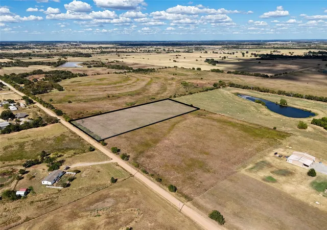 Photo 2 of Land for sale at 0002 Sexton Rd, Calera, OK 74730 | MLS# 2636362 | Listing updated on 2026-10-08