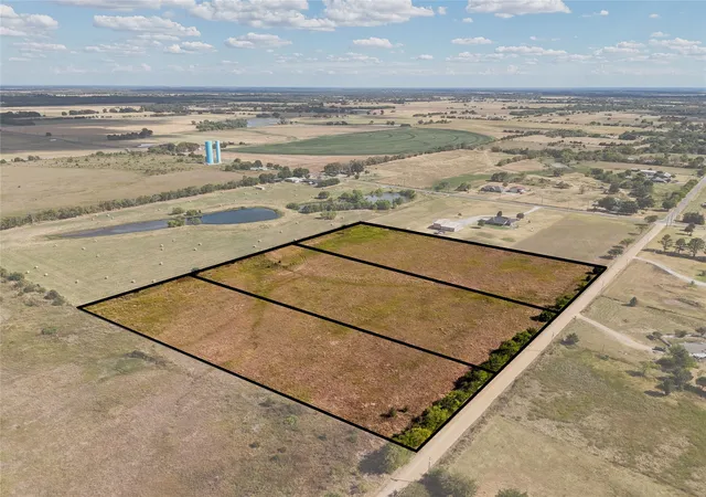 Photo 3 of Land for sale at 003 Sexton Rd, Calera, OK 74730 | MLS# 2636363 | Listing updated on 2026-10-08