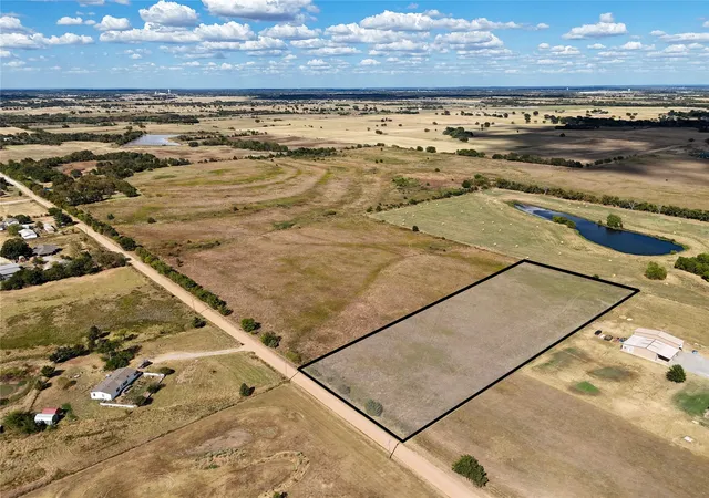 Photo 2 of Land for sale at 004 Sexton Rd, Calera, OK 74730 | MLS# 2636364 | Listing updated on 2026-10-08