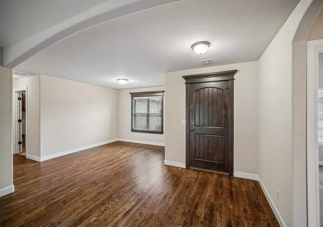 Photo 3 of Sale Pending at 18335 E 50th Place S, Tulsa, OK 74134 | MLS# 2636230 | Listing updated on 2026-10-07