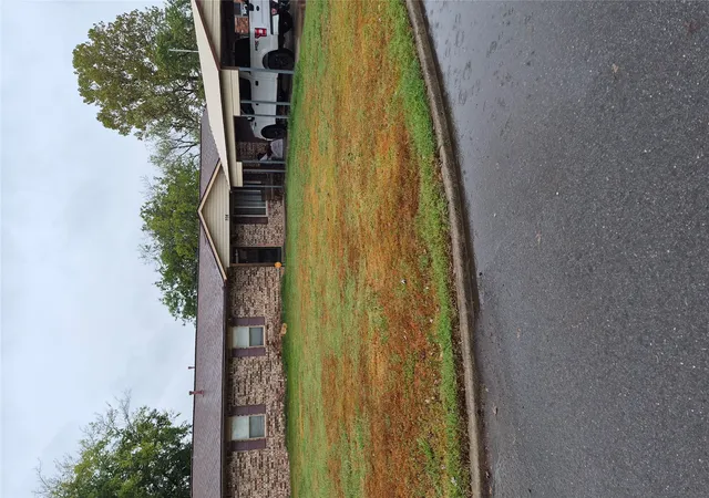 Photo 2 of Single family home for sale at 708 Se 3rd Street, Checotah, OK 74426 | MLS# 2636410 | Listing updated on 2026-10-05