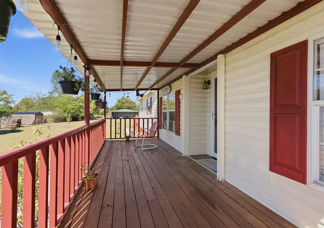 Photo 3 of Manufactured home for sale at 23066 Pettijohn Springs, Madill, OK 73446 | MLS# 2636417 | Listing updated on 2026-10-07