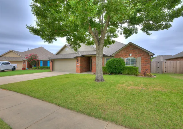 Photo 1 of Single family home for sale at 21677 E 39th Place, Broken Arrow, OK 74014 | MLS# 2636412 | Listing updated on 2026-10-06