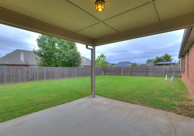 Photo 3 of Single family home for sale at 21677 E 39th Place, Broken Arrow, OK 74014 | MLS# 2636412 | Listing updated on 2026-10-06