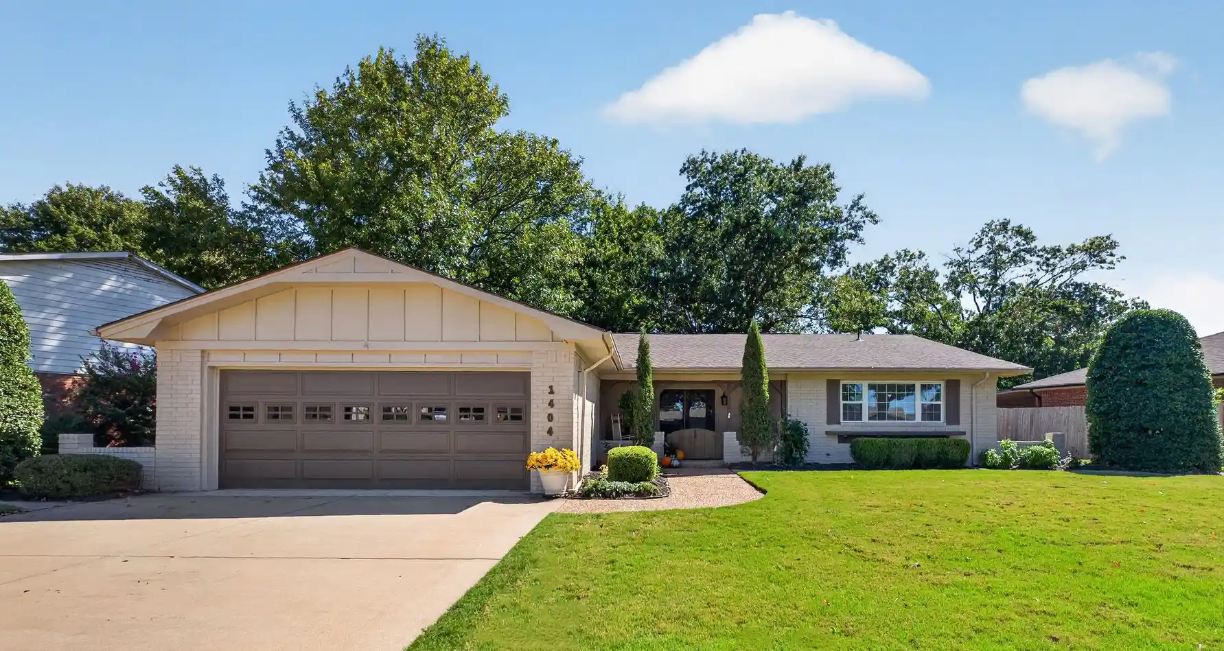 Single family home for sale at 1404 N Choctaw Pl, Claremore, OK 74017 | MLS# 2635705