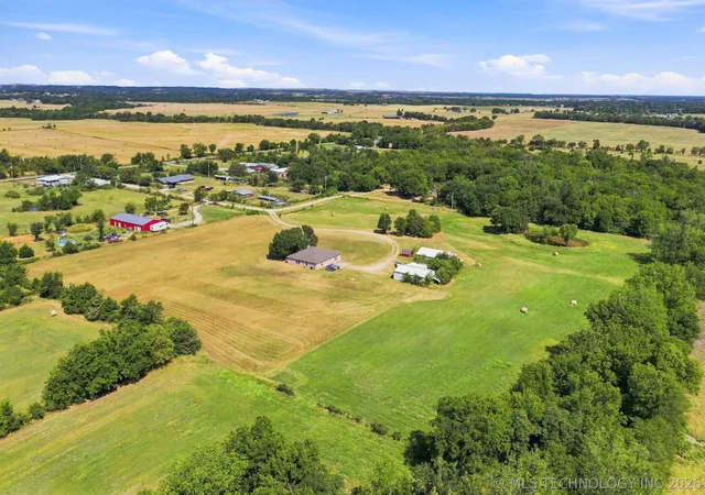 Photo 2 of Single family home for sale at 400161 W 4080 Drive, Collinsville, OK 74021 | MLS# 2630136 | Listing updated on 2026-10-07