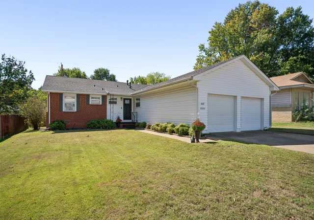 Photo 1 of Single family home for sale at 6112 E 21st Street, Tulsa, OK 74114 | MLS# 2636647 | Listing updated on 2026-10-28