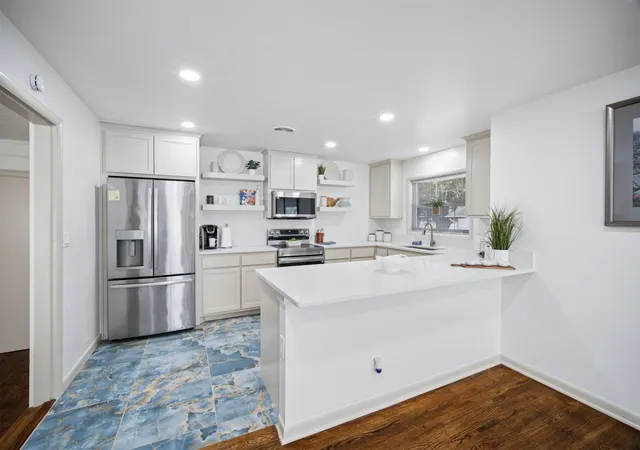 Photo 2 of Single family home for sale at 6112 E 21st Street, Tulsa, OK 74114 | MLS# 2636647 | Listing updated on 2026-10-28