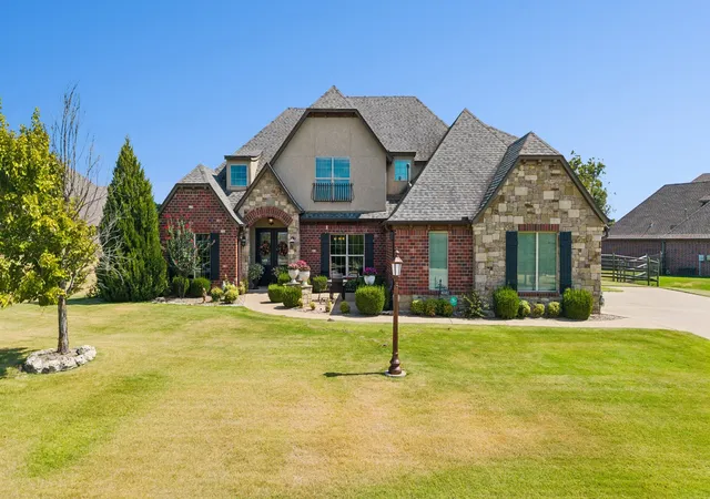 Photo 1 of Single family home for sale at 6381 N Locust Ln, Owasso, OK 74055 | MLS# 2636489 | Listing updated on 2026-10-07