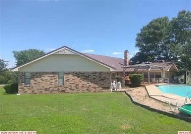 Photo 3 of Sale Pending at 3307 Peaceable Rd, Mc Alester, OK 74501 | MLS# 2636702 | Listing updated on 2026-10-07
