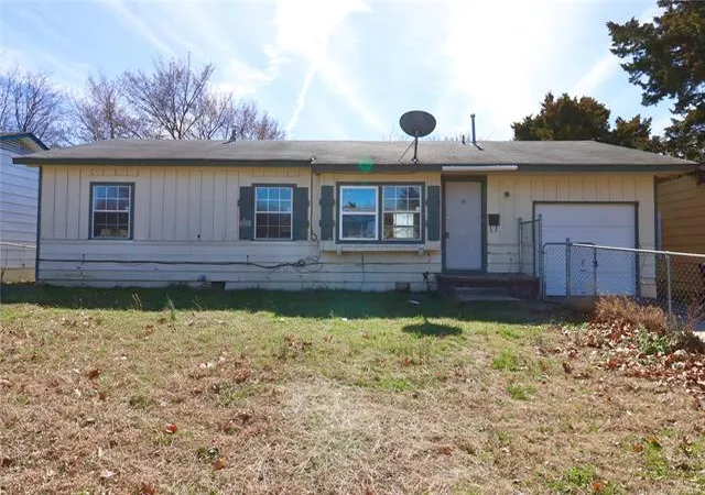 Single family home for sale at 320 W 63rd Place N, Tulsa, OK 74126 | MLS# 2636707