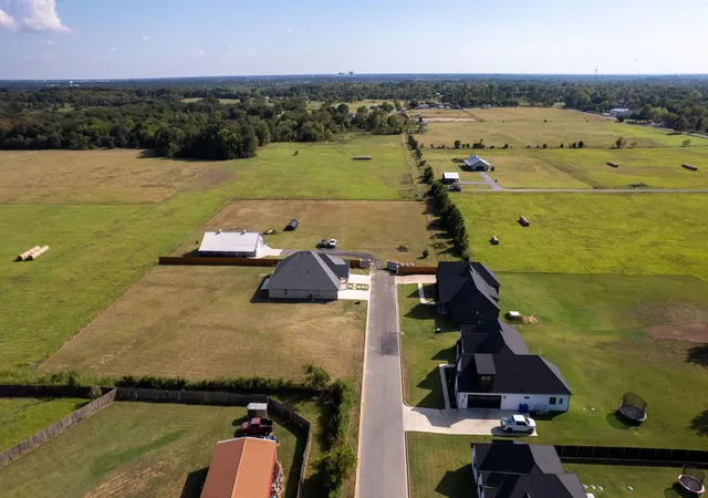 Photo 38 of Single family home for sale at 183 Rancho Sol, Durant, OK 74701 | MLS# 2636547 | Listing updated on 2026-10-08