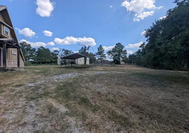 Photo 3 of Single family home for sale at 25654 Turkey Pen Holw Rd, Henryetta, OK 74437 | MLS# 2636742 | Listing updated on 2026-10-08