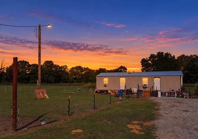 Photo 2 of Manufactured home for sale at 408785 E 1215 Road, Eufaula, OK 74432 | MLS# 2636633 | Listing updated on 2026-10-08