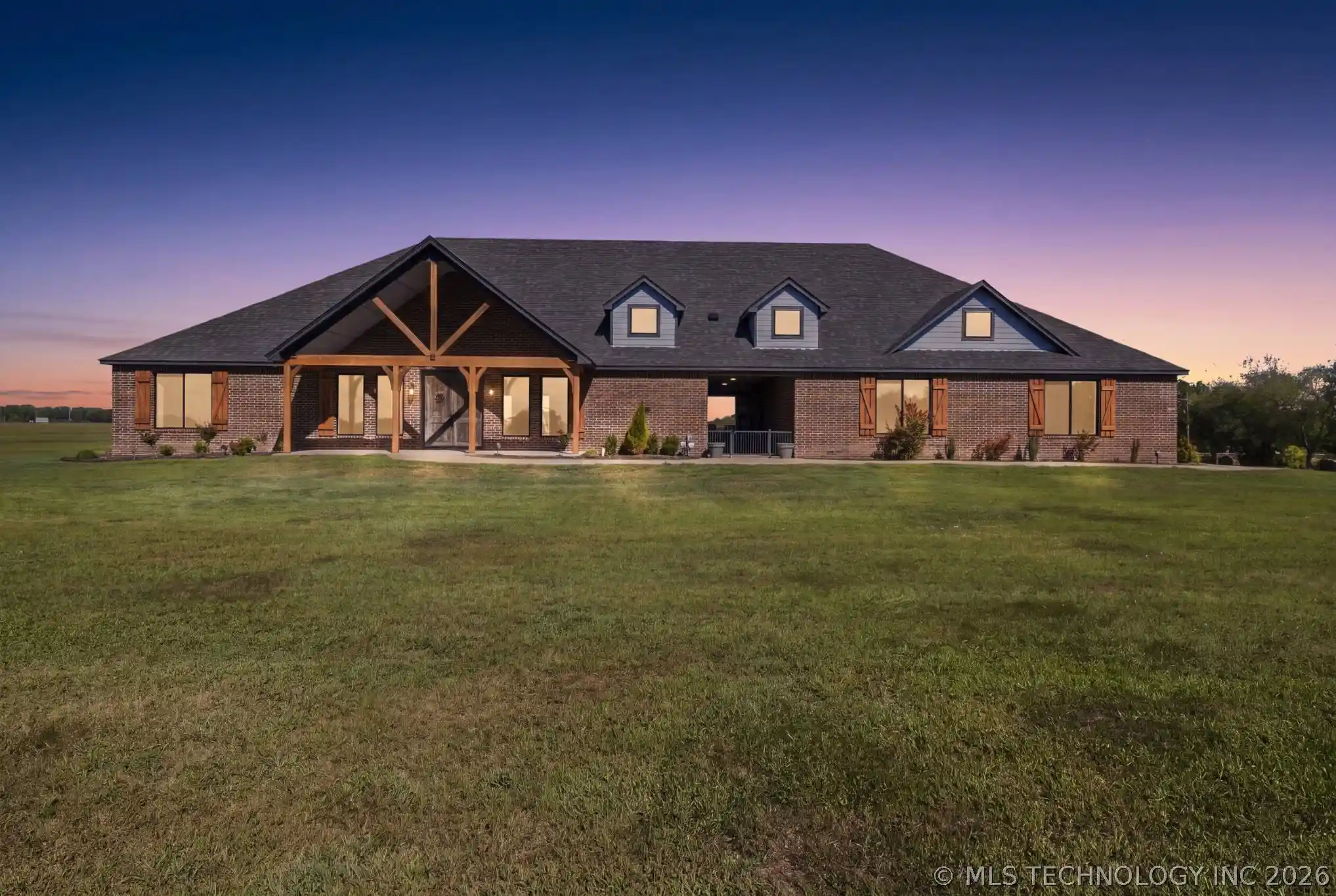 Single family home for sale at 4011 E 201st Street S, Mounds, OK 74047 | MLS# 2636192
