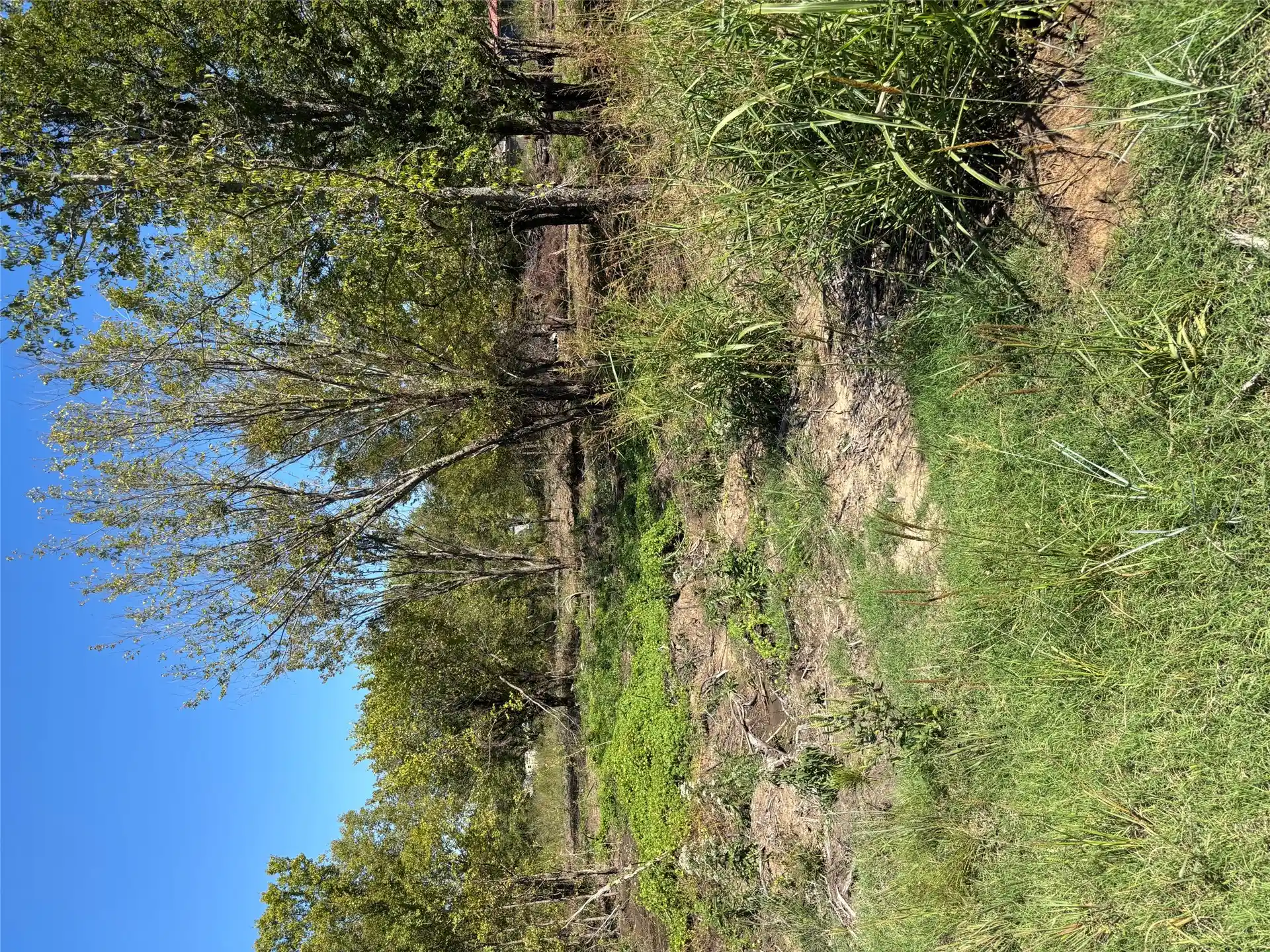 Photo 1 of Sale Pending at 120 Nw Sonseeahra Dr, Kingston, OK 73439 | MLS# 2636660 | Listing updated on 2026-10-12