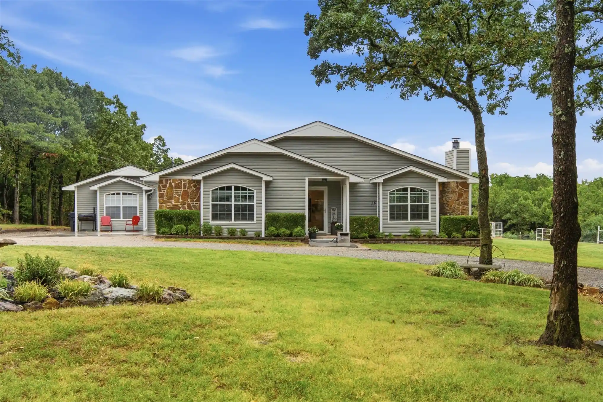 Photo 1 of Sale Pending at 5216 New Prue Rd, Sand Springs, OK 74063 | MLS# 2636984 | Listing updated on 2026-10-19