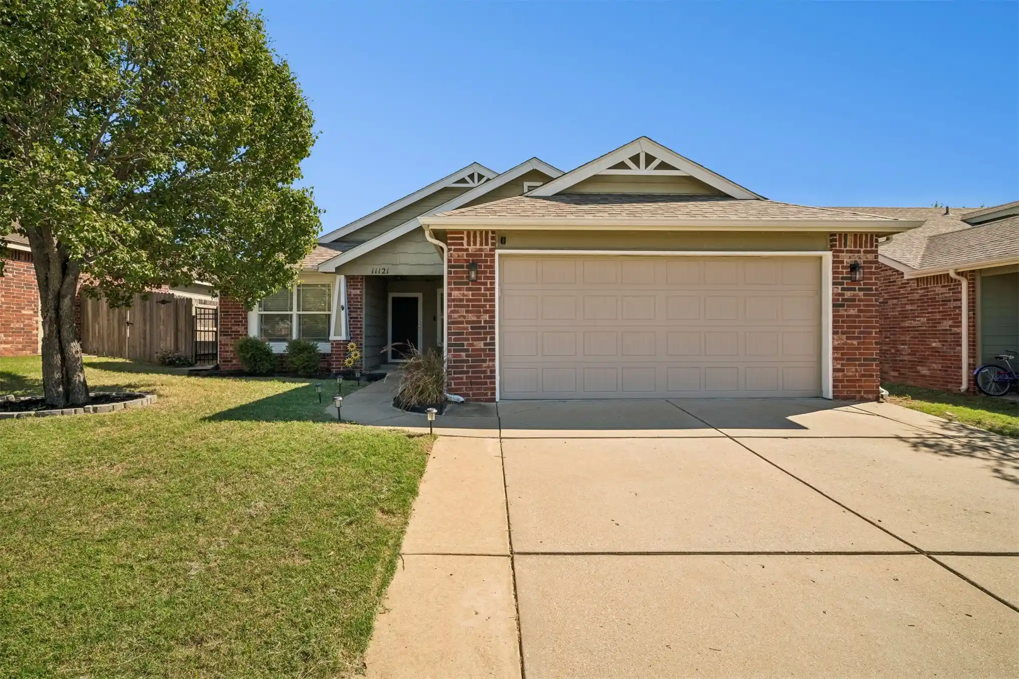 Photo 1 of Single family home for sale at 11121 N 144th Eastavenue, Owasso, OK 74055 | MLS# 2636851 | Listing updated on 2026-10-25