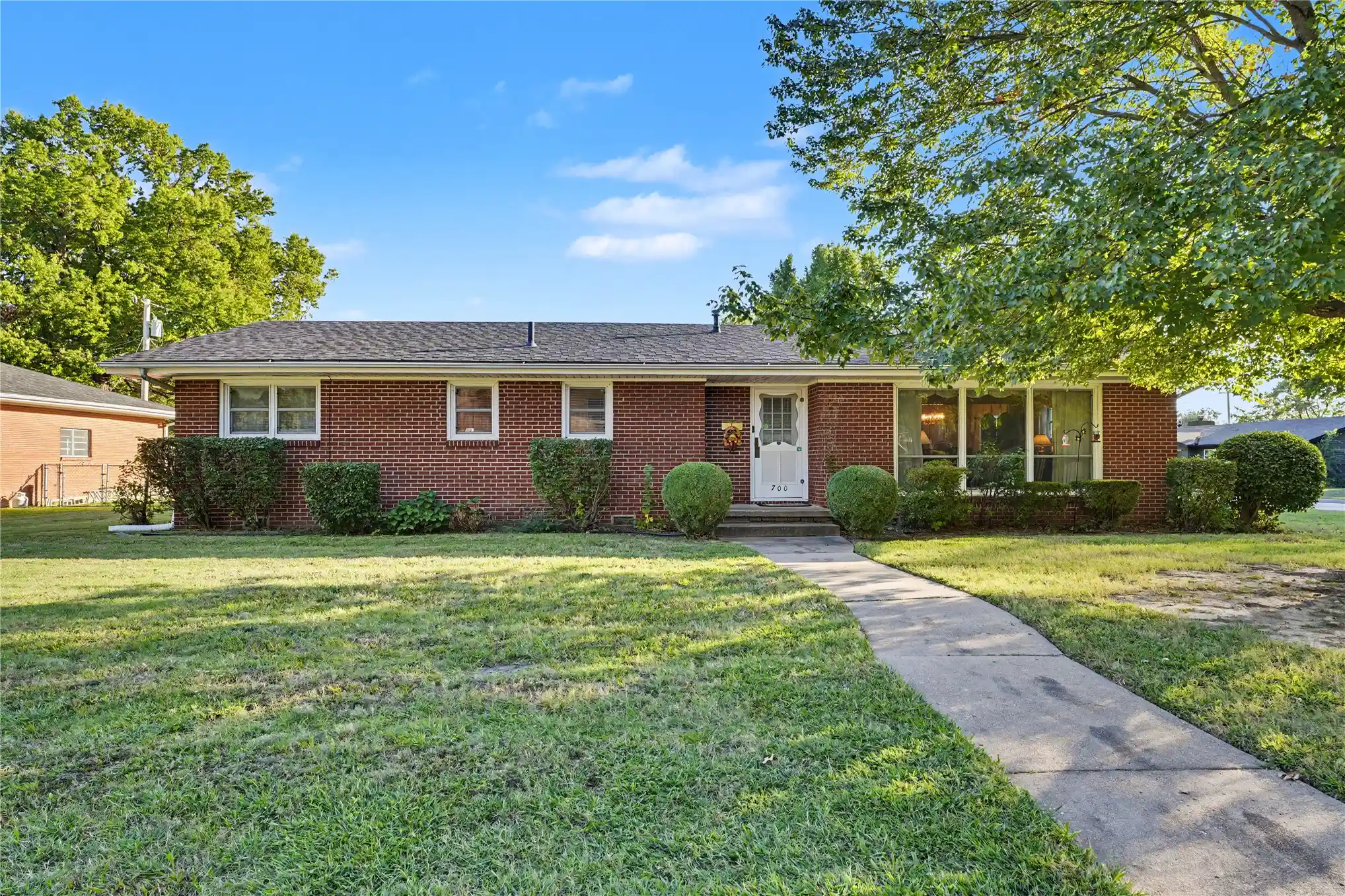 Single family home for sale at 700 SE 10th Street, Pryor, OK 74361 | MLS# 2636317