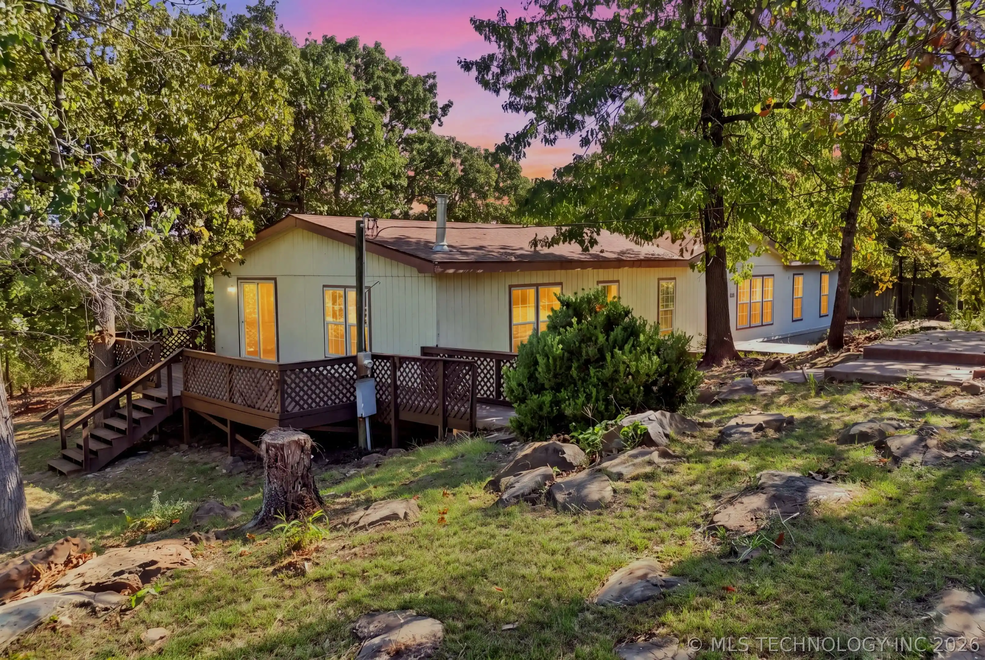 Photo 1 of Sale Pending at 258 Cheyenne Rd, Sand Springs, OK 74063 | MLS# 2636964 | Listing updated on 2026-10-19