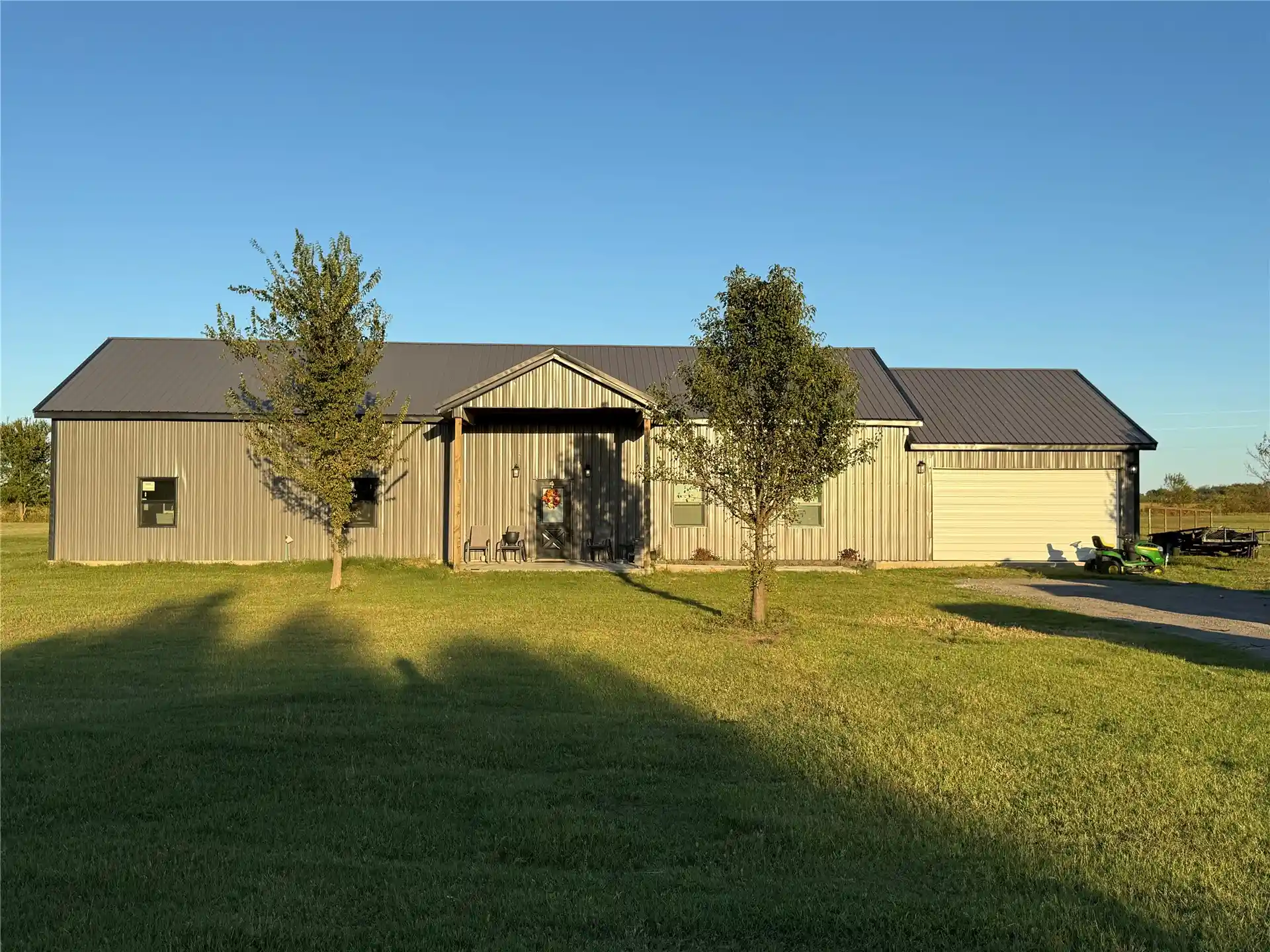 Photo 1 of Single family home for sale at 5241 S 40th Street E, Muskogee, OK 74403 | MLS# 2636562 | Listing updated on 2026-10-12
