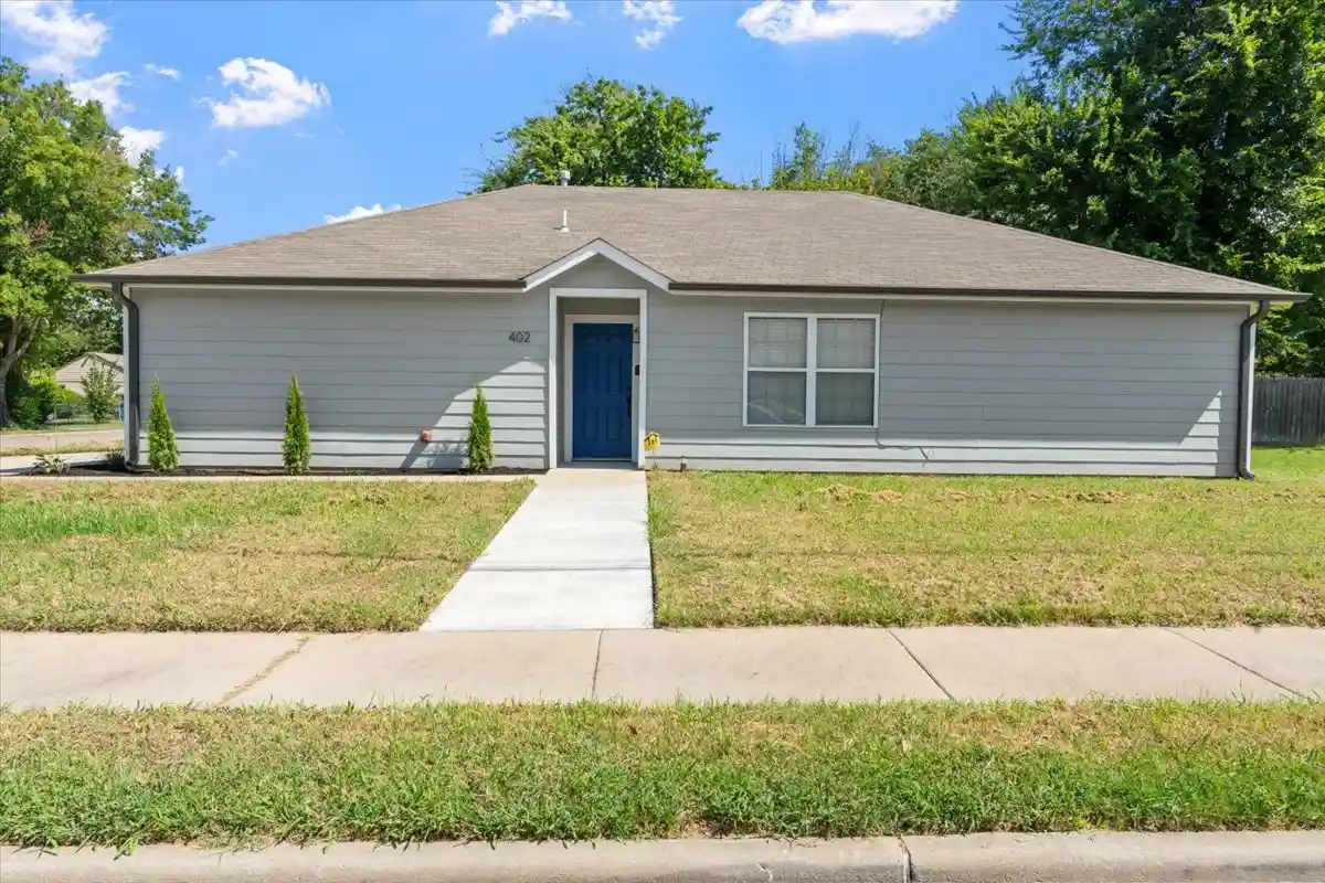 Single family home for sale at 402 E Tecumseh St, Tulsa, OK 74106 | MLS# 2636286