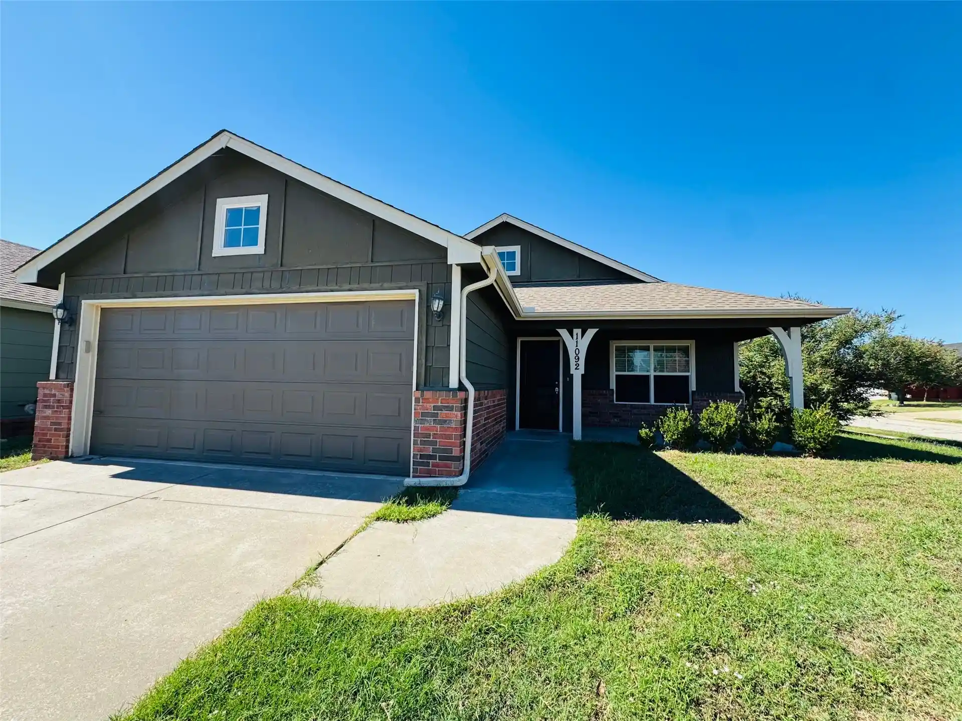 Photo 1 of Single family home for sale at 11092 N 117th Avenue E, Owasso, OK 74055 | MLS# 2636728 | Listing updated on 2026-10-13