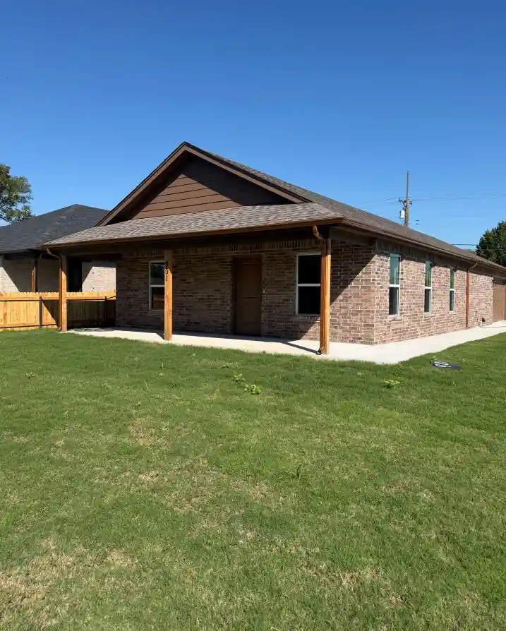 Photo 1 of Single family home for sale at 901 Rockwood Ave, Mounds, OK 74047 | MLS# 2637200 | Listing updated on 2026-10-19