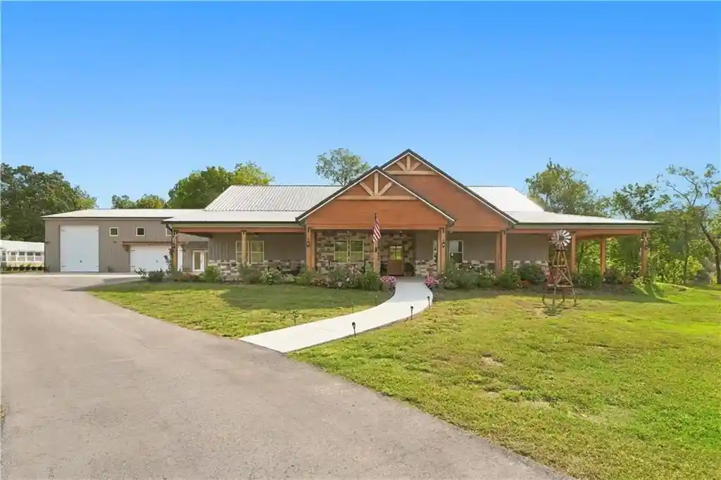 Single family home for sale at 8800 Fred Austin, Decatur, AR 72722 | MLS# 2637237
