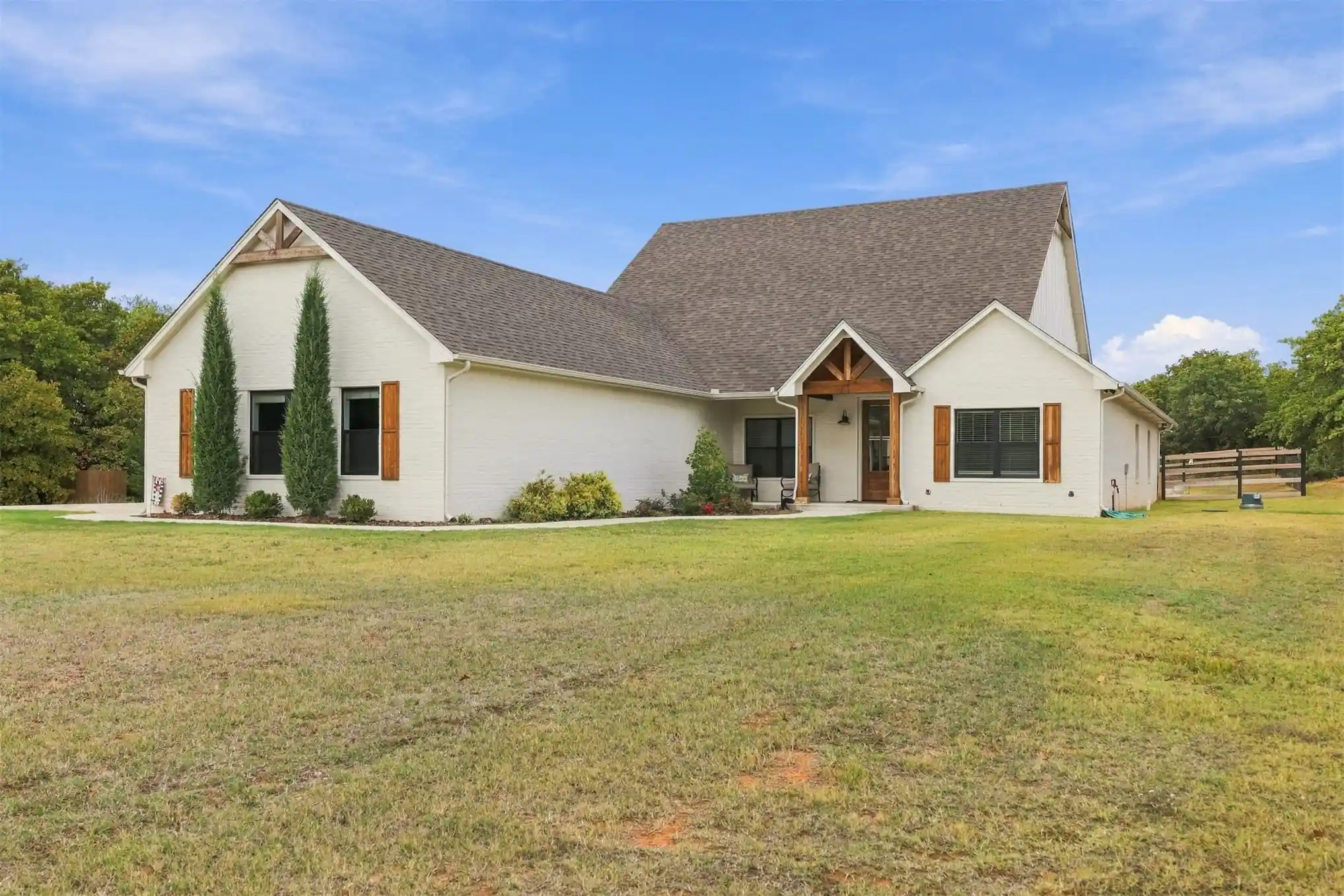 Photo 1 of Single family home for sale at 10281 236th, Blanchard, OK 73010 | MLS# 2637591 | Listing updated on 2026-10-16