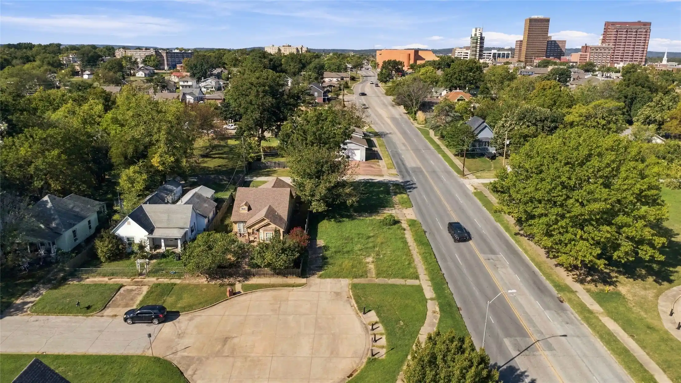 Land for sale at 701 S Seneca Ave, Bartlesville, OK 74003 | MLS# 2637048
