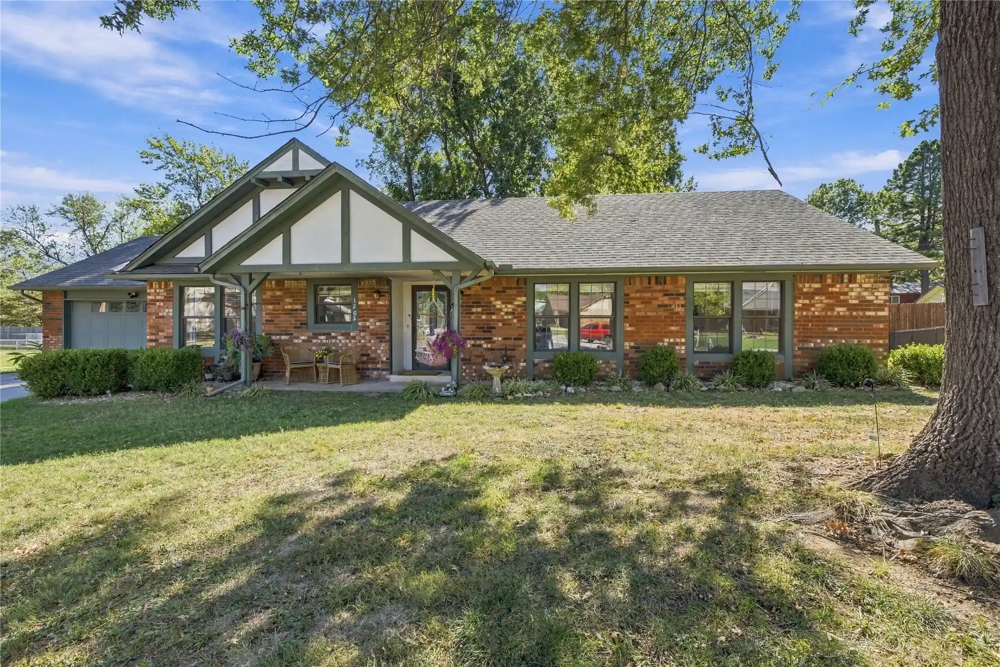 Single family home for sale at 1202 Oklahoma Pl, Claremore, OK 74017 | MLS# 2637662