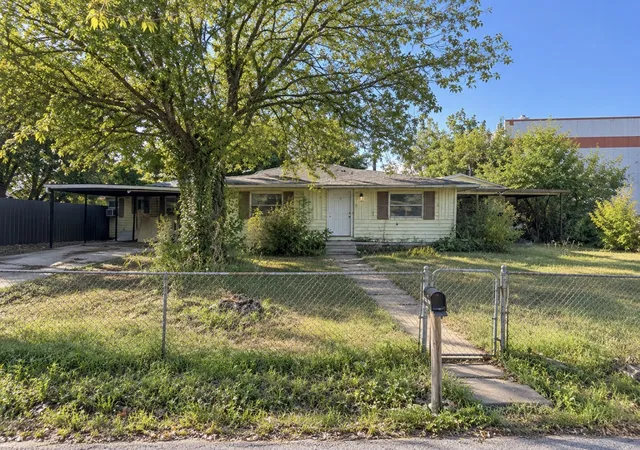 Photo 1 of Single family home for sale at 5140 S 37th Avenue W, Tulsa, OK 74107 | MLS# 2637414 | Listing updated on 2026-10-27