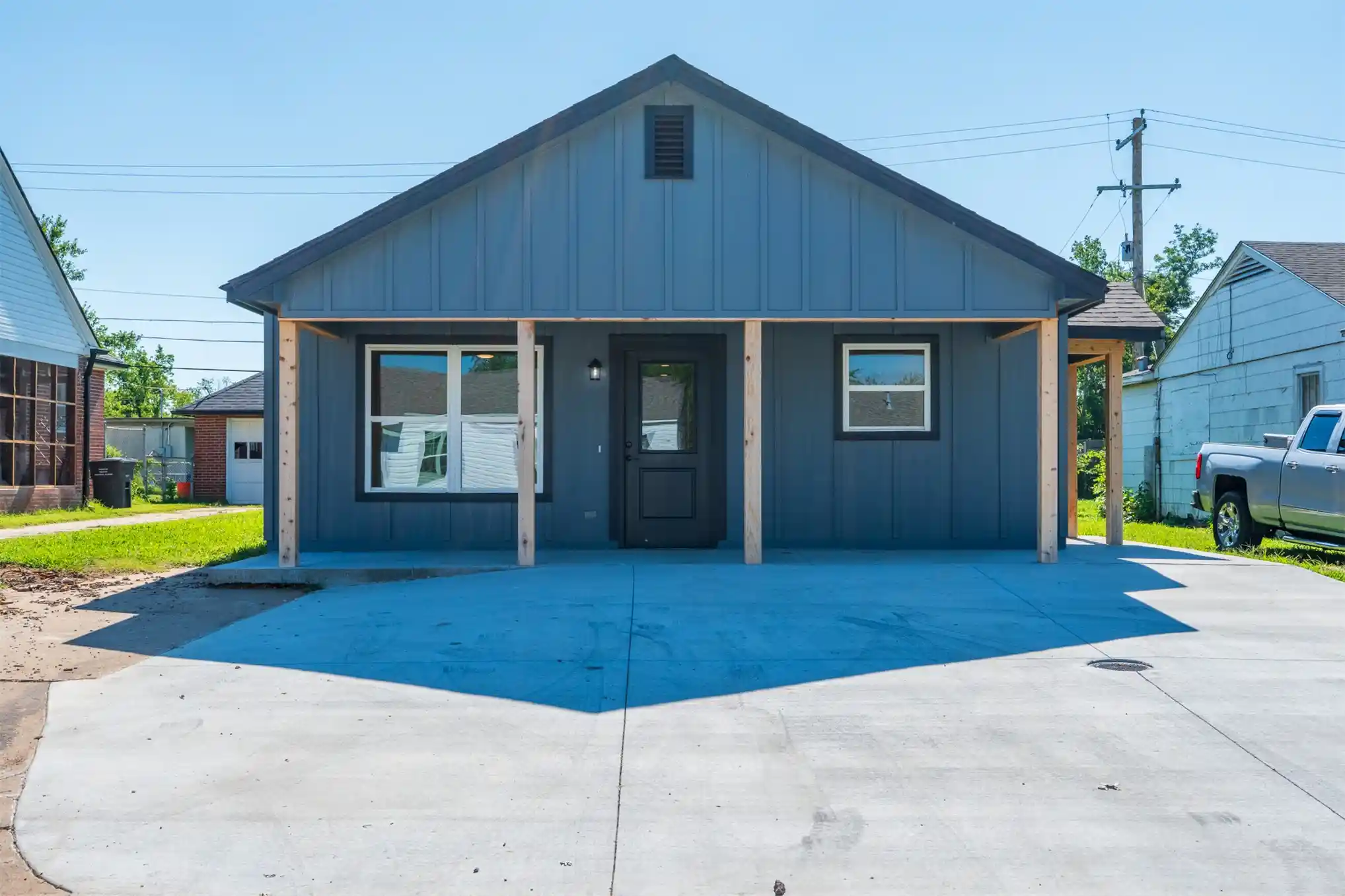 Photo 1 of Single family home for sale at 2218 S Osage Ave, Bartlesville, OK 74003 | MLS# 2637895 | Listing updated on 2026-10-31