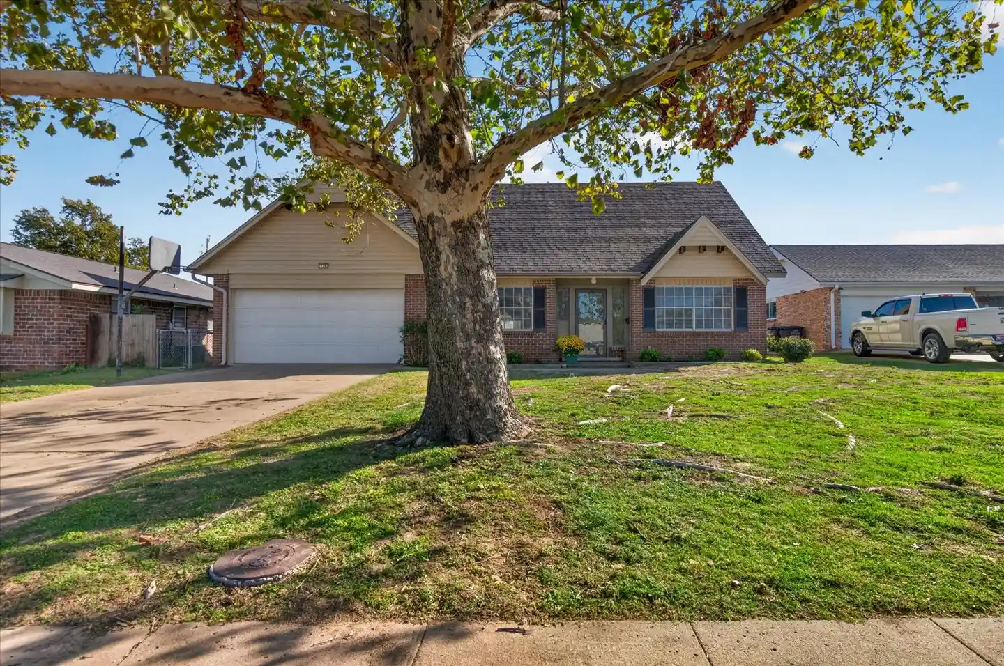 Single family home for sale at 730 Crestland Dr, Bartlesville, OK 74006 | MLS# 2638425