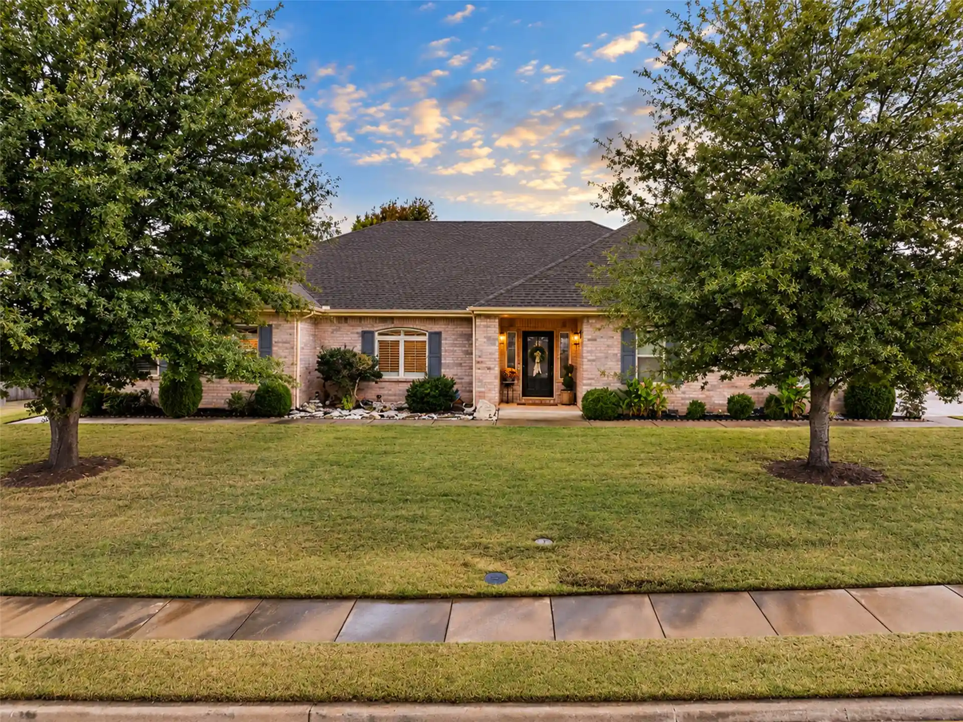 Photo 1 of Single family home for sale at 2817 Roanoke Ridge Rd, Bartlesville, OK 74006 | MLS# 2638501 | Listing updated on 2026-10-23