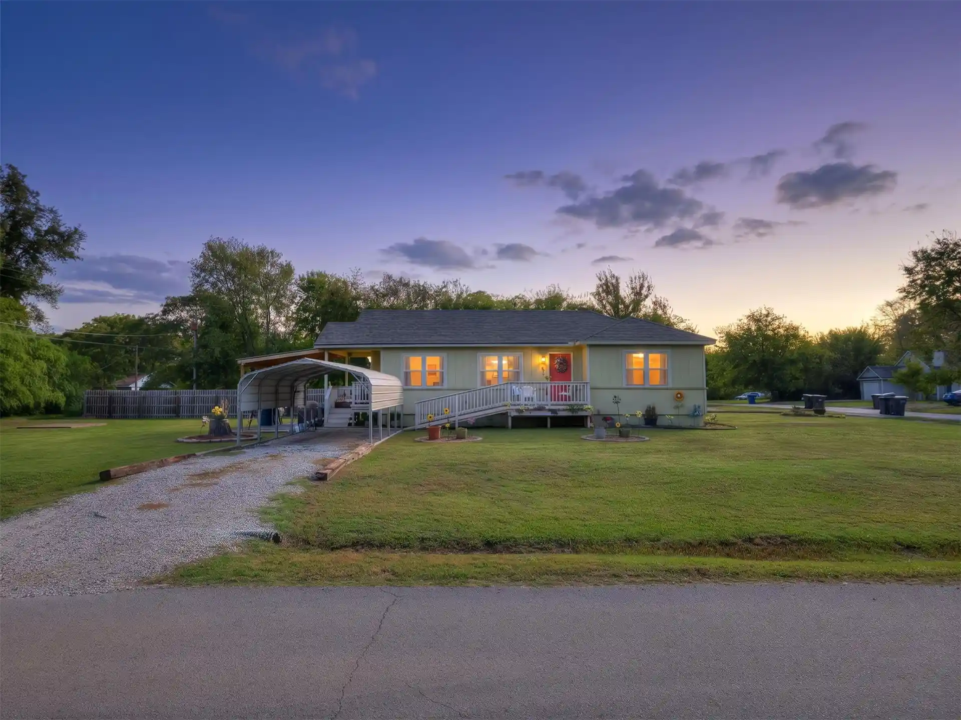 Single family home for sale at 201 E 15th Street, Mounds, OK 74047 | MLS# 2638077